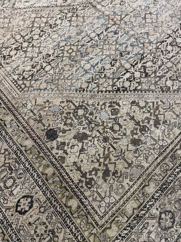 Antique Persian Malayer - close-up of weave texture and pile [#21]