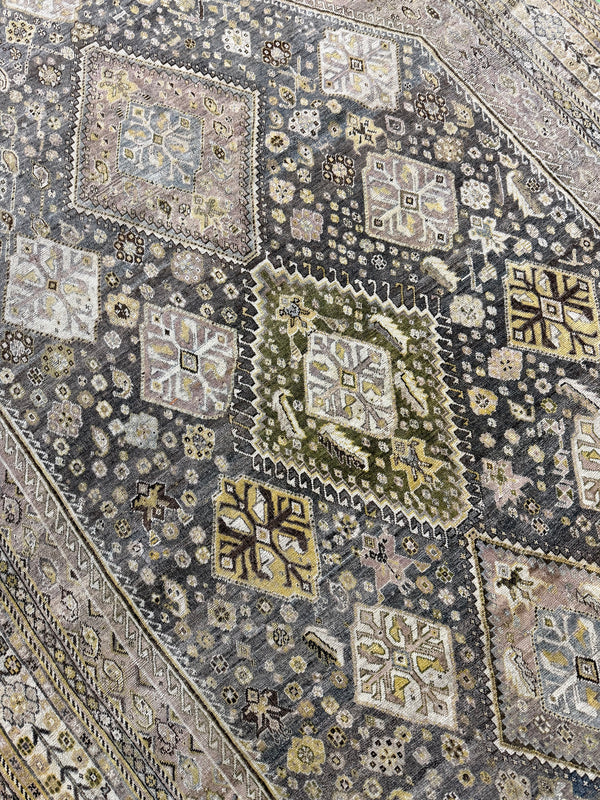 Antique Persian Shiraz - close-up of weave texture and pile