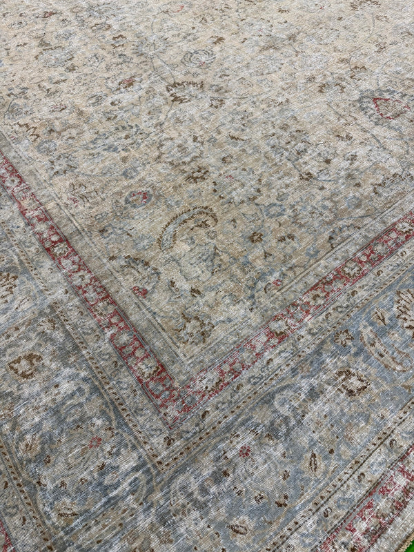 Antique Persian Mashad - close-up of weave texture and pile [#7]