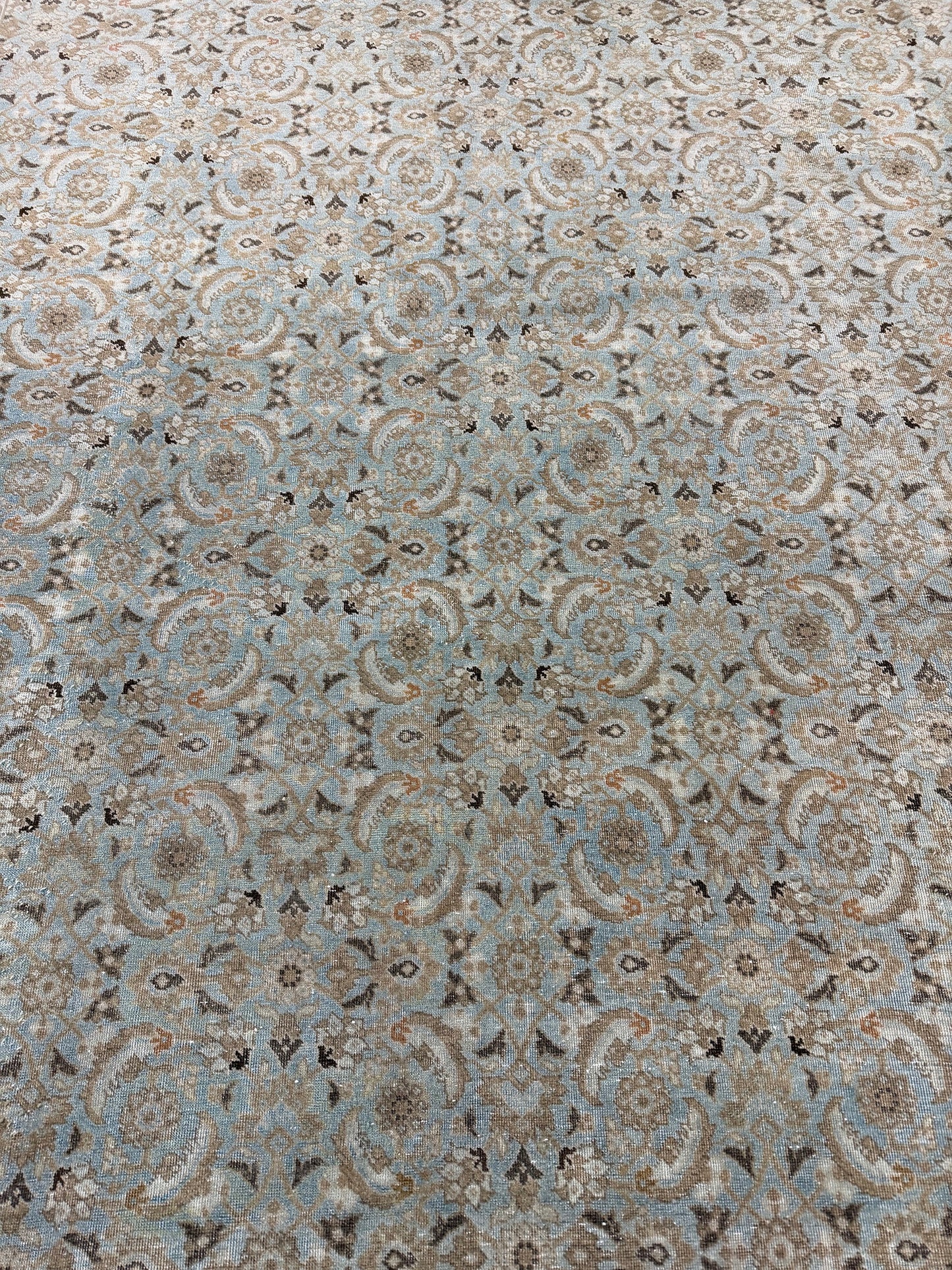 Antique Persian Tabriz - close-up of weave texture and pile [#37]