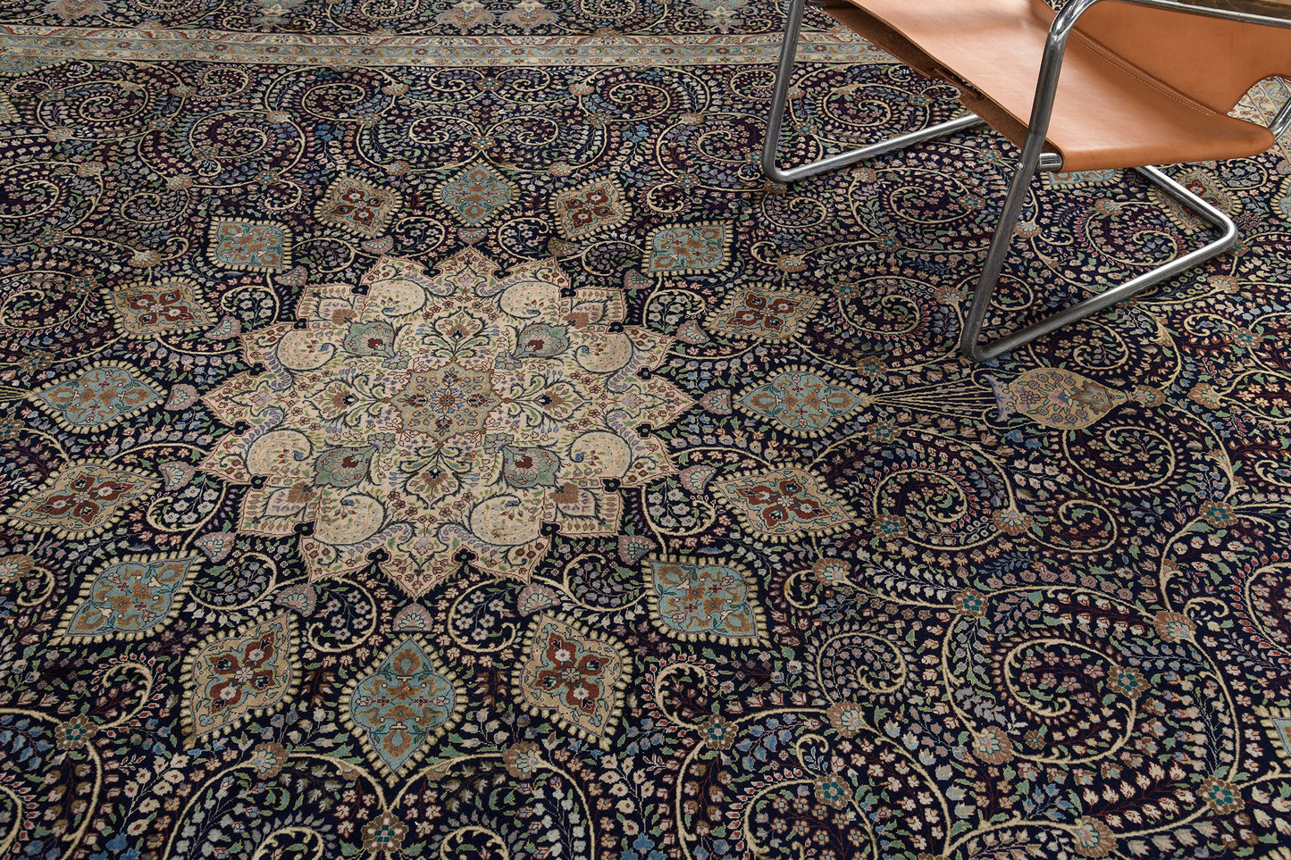Vintage Fine Persian Tabriz - close-up of weave texture and pile [#9]