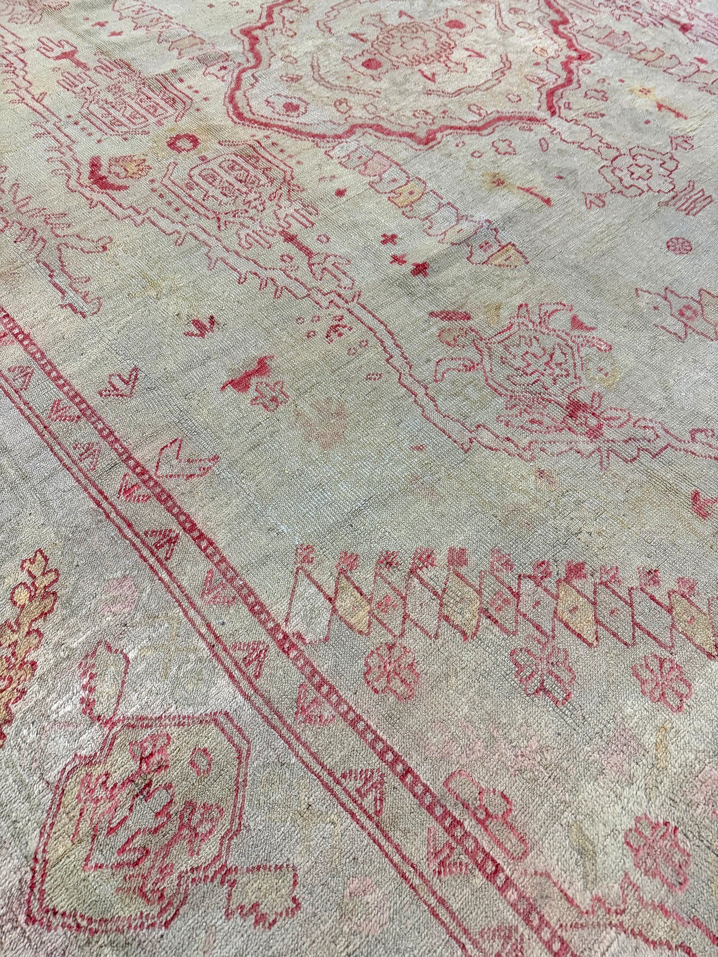 Antique Turkish Oushak - hand-knotted in Turkey - detailed border and fringe [#24]