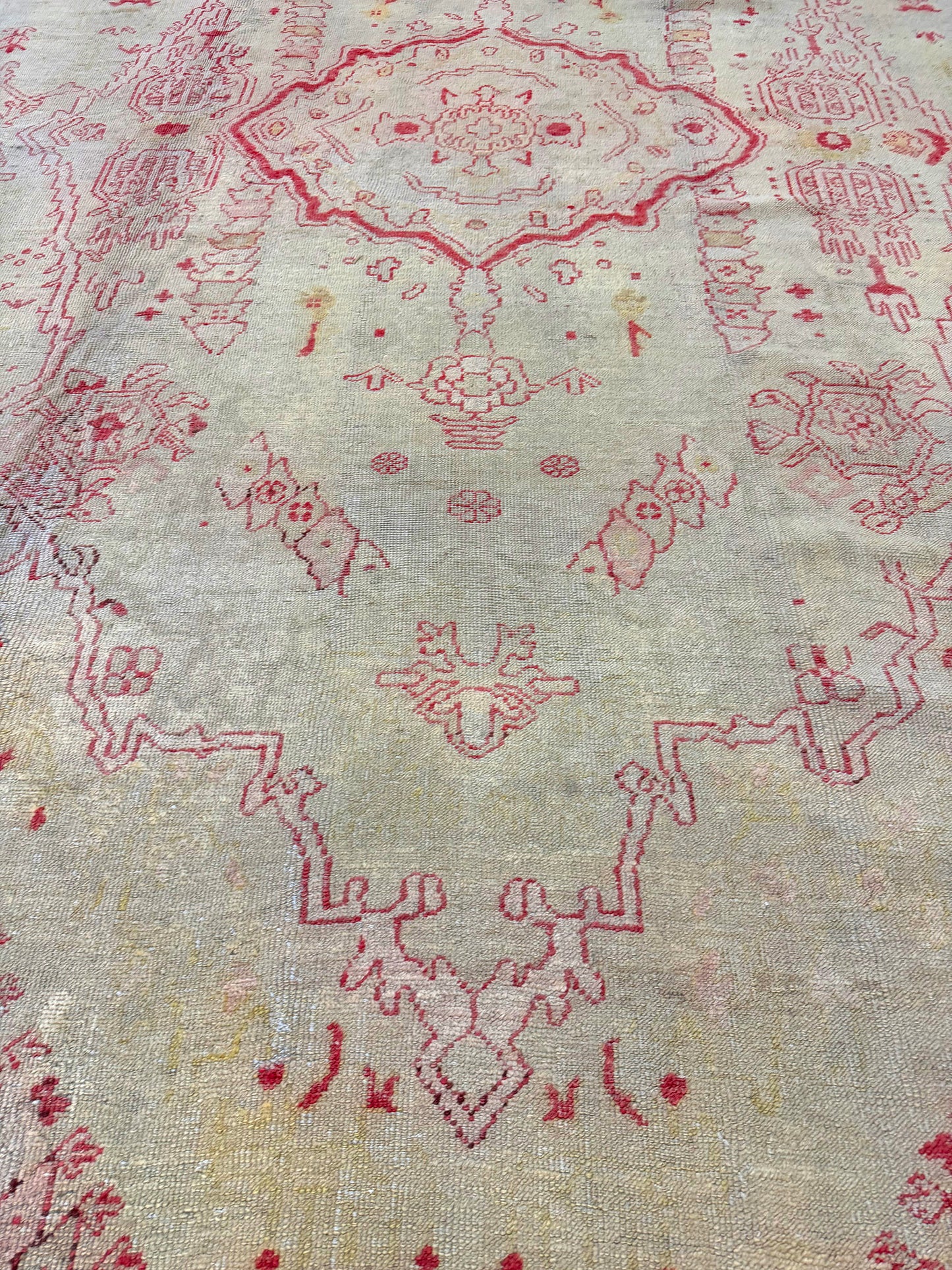 Antique Turkish Oushak - hand-knotted in Turkey - close-up of weave texture and pile [#24]