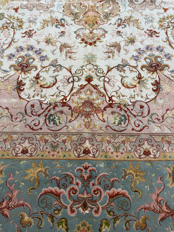 Fine Vintage Persian Tabriz Signed by Shirfar - close-up of weave texture and pile
