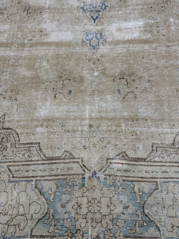 Vintage Persian Kerman - close-up of weave texture and pile [#3]