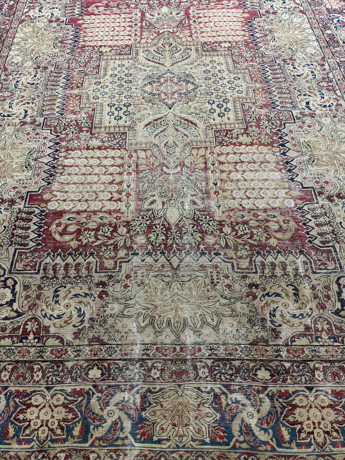 Antique Persian Kermanshah Rug - close-up of weave texture and pile