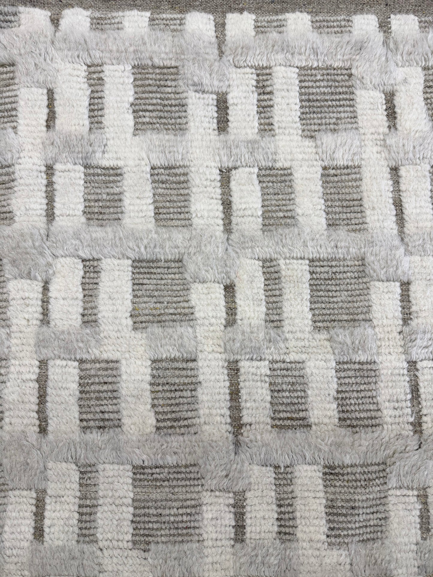Bittern, Sandpiper Collection, Ivory Taupe - close-up of weave texture and pile [#9]