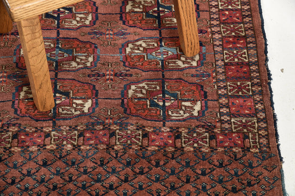 Persian Rug 2438 Antique Persian Turkoman Rug 33011