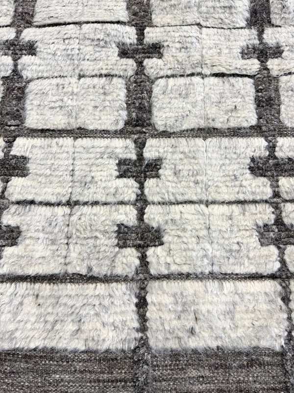 Ibis, Sandpiper Collection, Silver - close-up of weave texture and pile [#3]