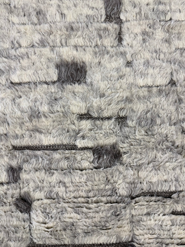 Avocet, Sandpiper Collection, Silver - close-up of weave texture and pile [#1]