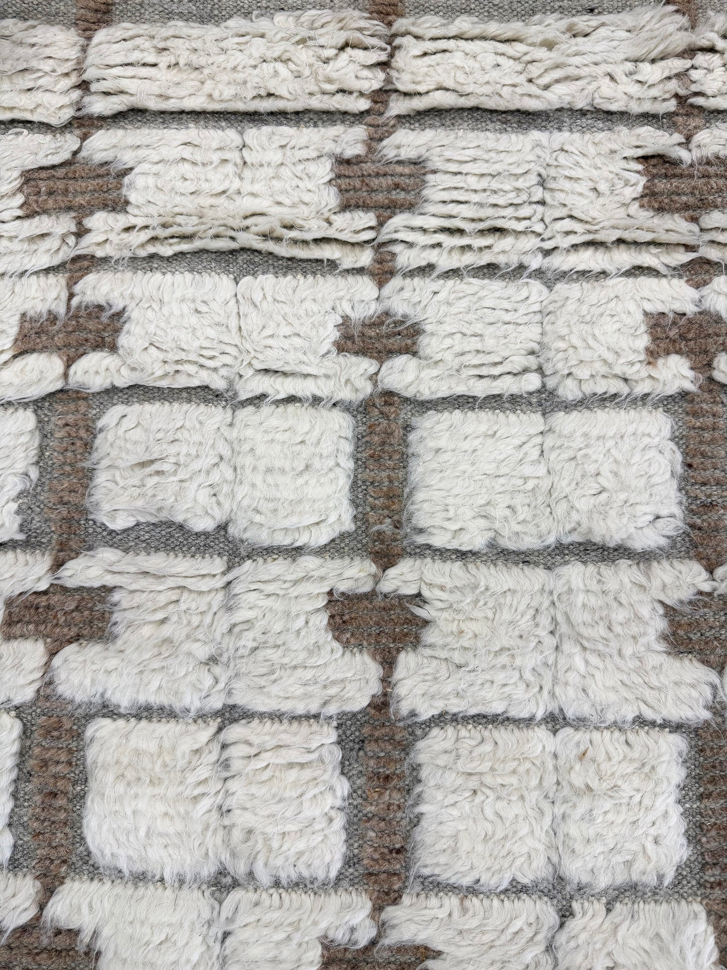 Ibis, Sandpiper Collection, Ivory Clay - close-up of weave texture and pile [#7]