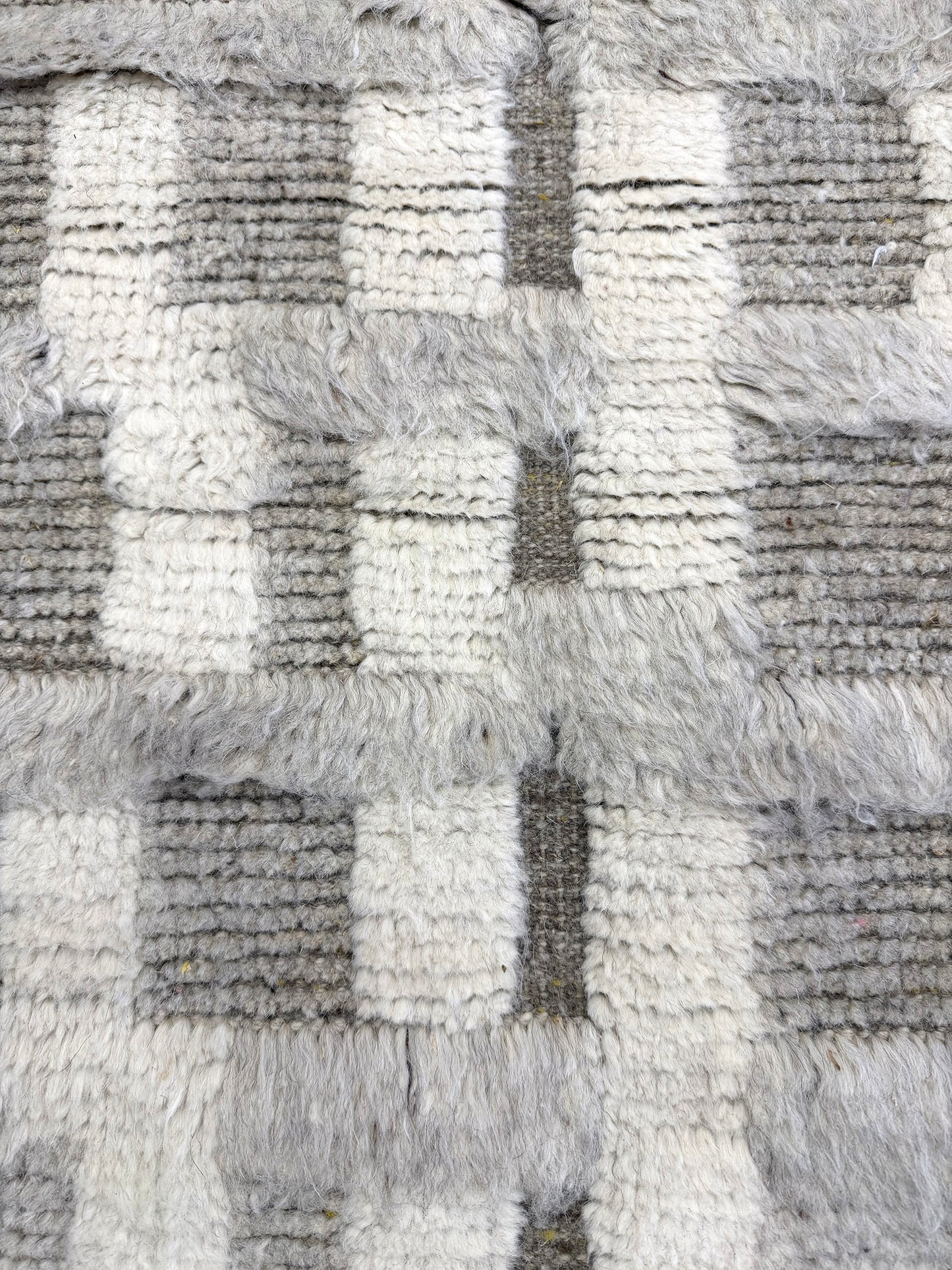 Bittern, Sandpiper Collection, Ivory Taupe - close-up of weave texture and pile [#6]