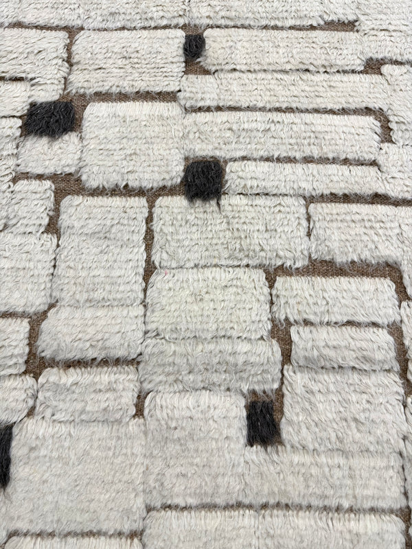 Avocet, Sandpiper Collection, Ivory Clay - close-up of weave texture and pile [#5]