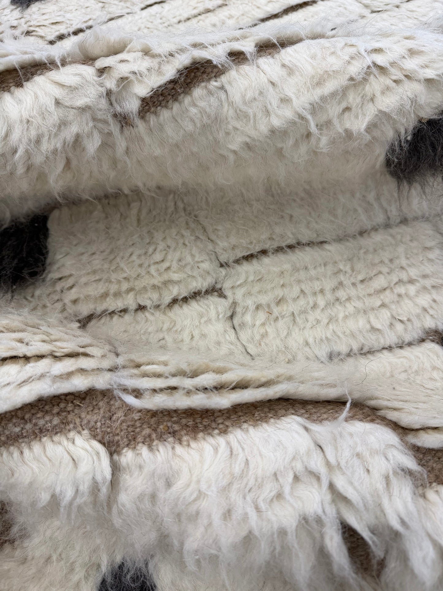 Avocet, Sandpiper Collection, Ivory Clay - close-up of weave texture and pile [#6]