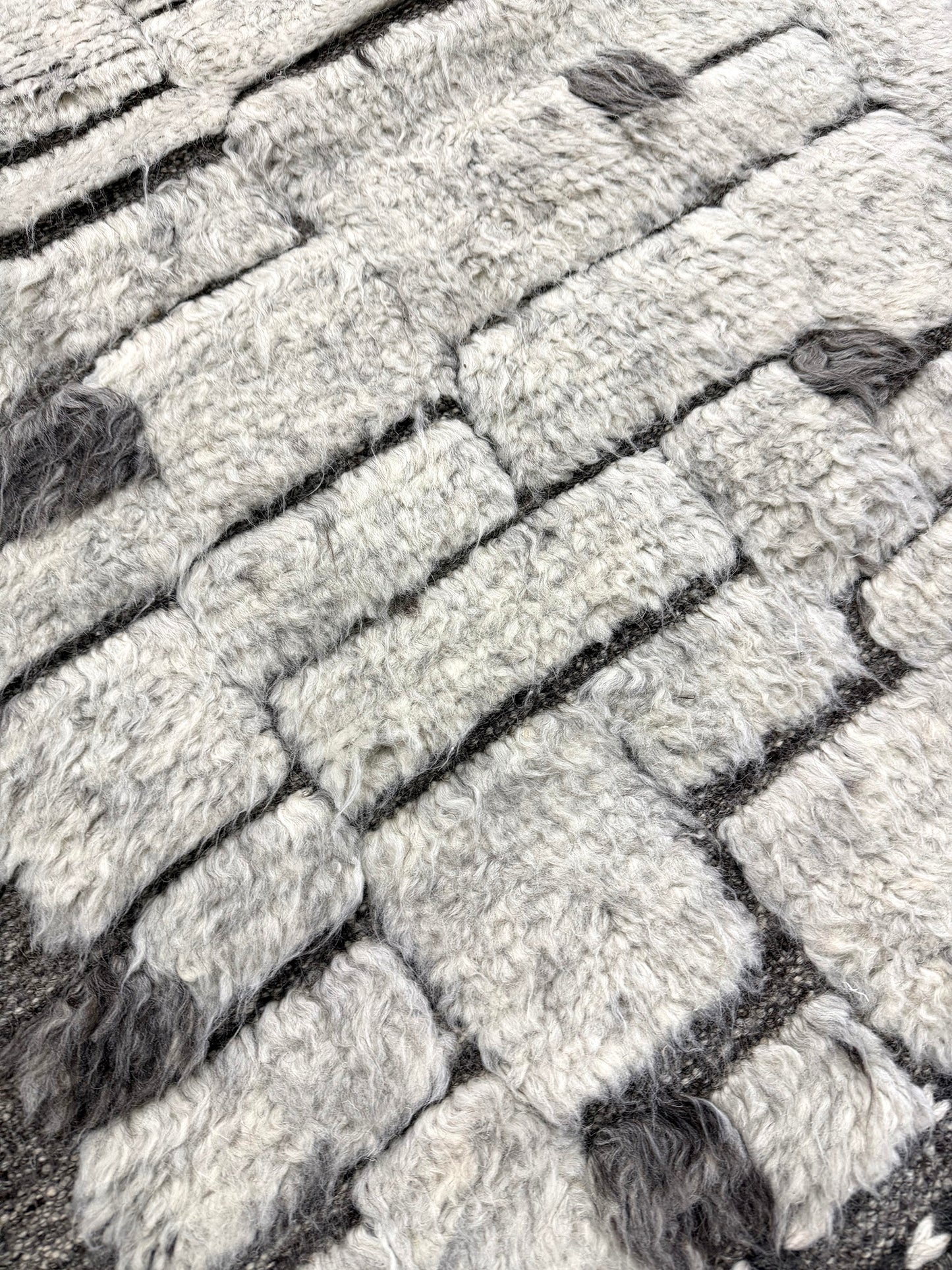 Avocet, Sandpiper Collection, Silver - close-up of weave texture and pile [#2]