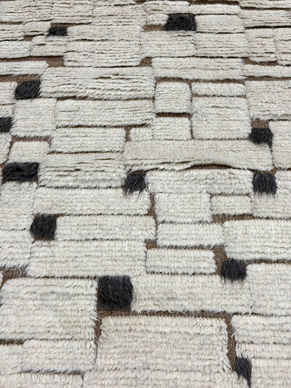 Avocet, Sandpiper Collection, Ivory Clay - close-up of weave texture and pile [#7]