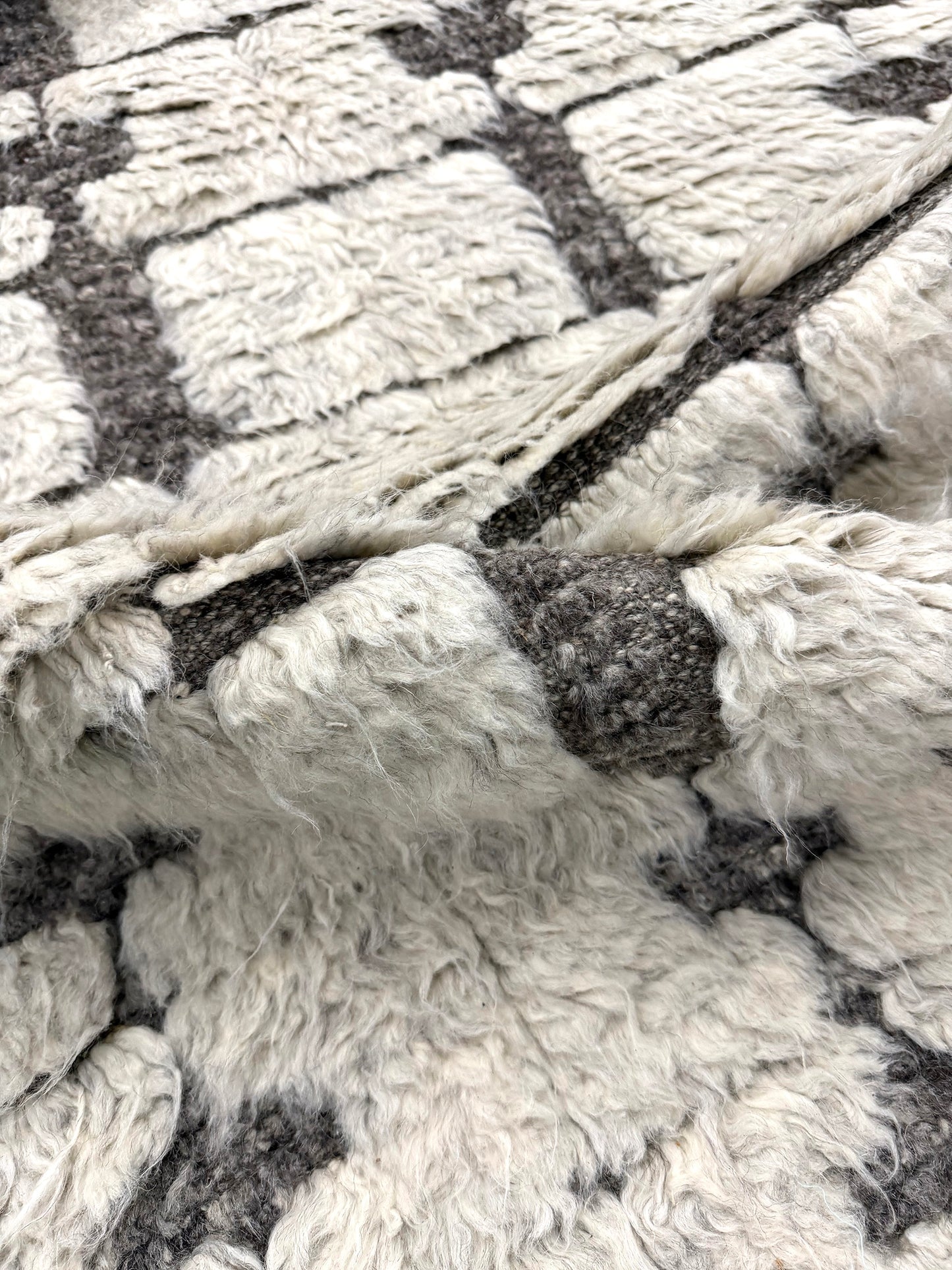 Ibis, Sandpiper Collection, Silver - overhead flat lay view [#7]