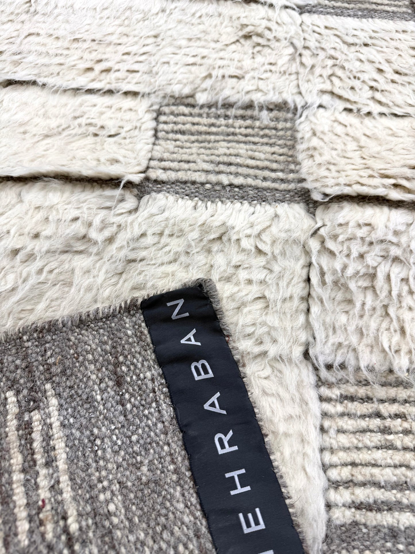 Heron, Sandpiper Collection, Ivory Silver - close-up of weave texture and pile [#3]