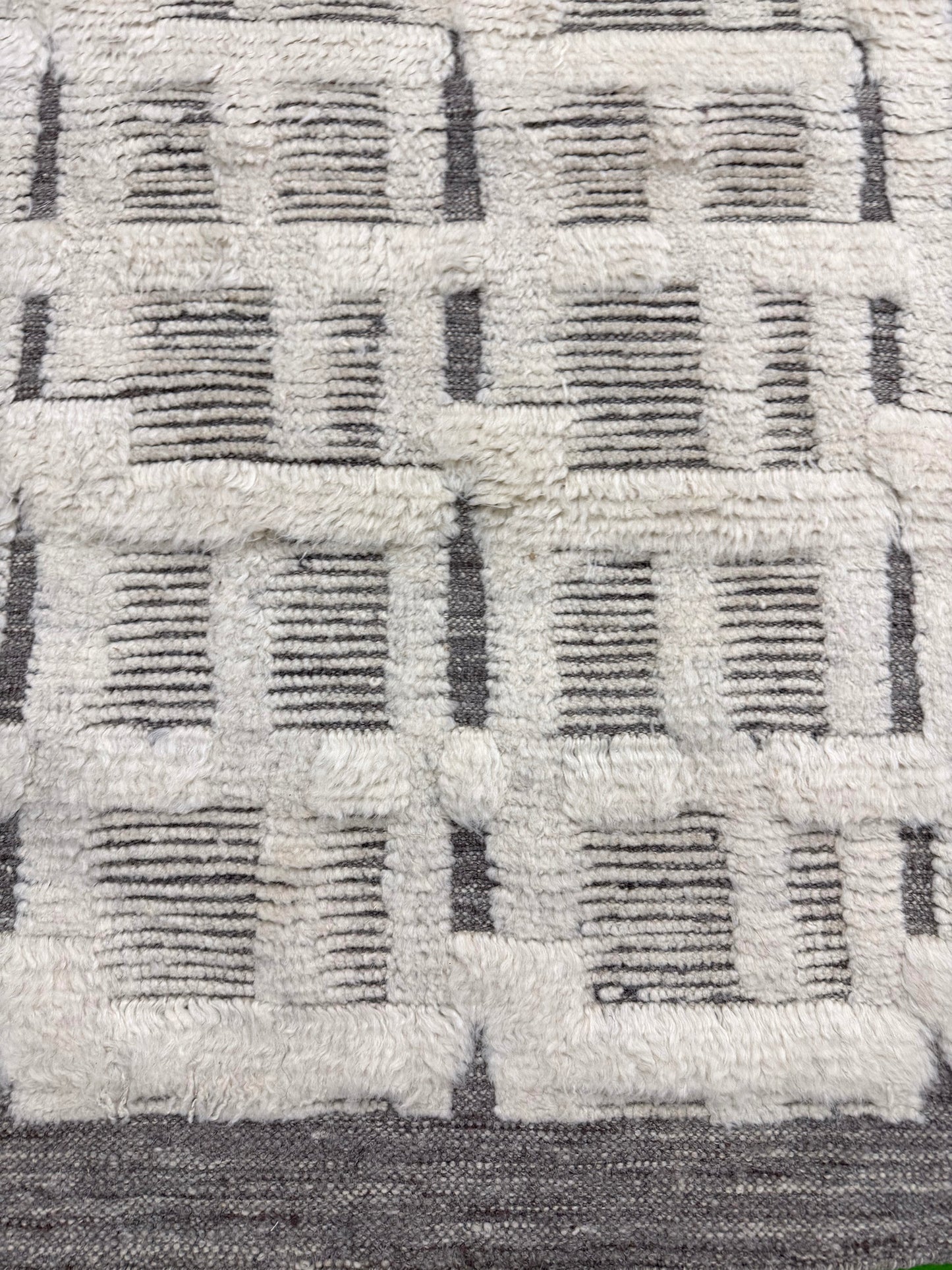 Bittern, Sandpiper Collection, Ivory Silver - close-up of weave texture and pile [#8]