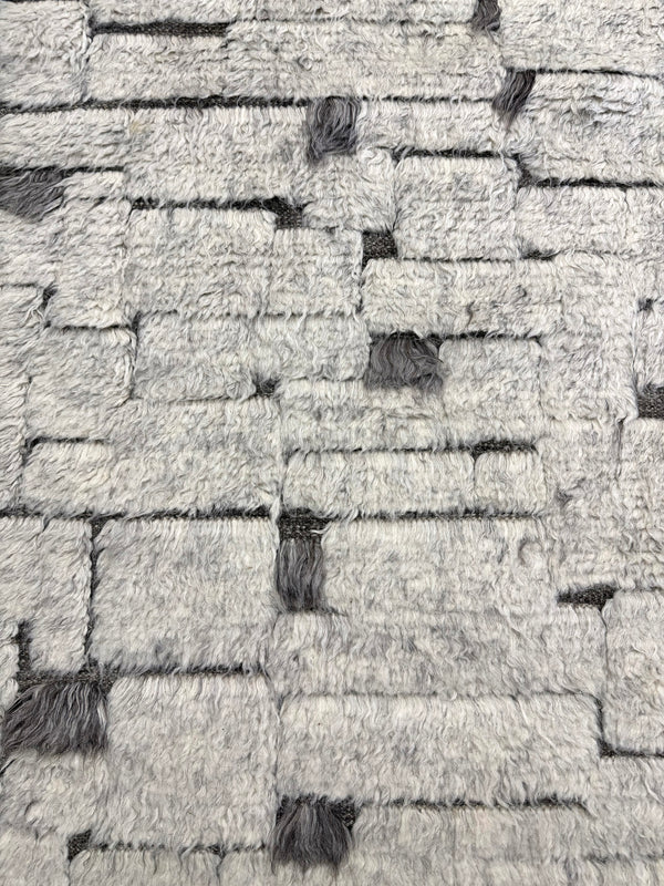 Avocet, Sandpiper Collection, Silver - close-up of weave texture and pile [#4]