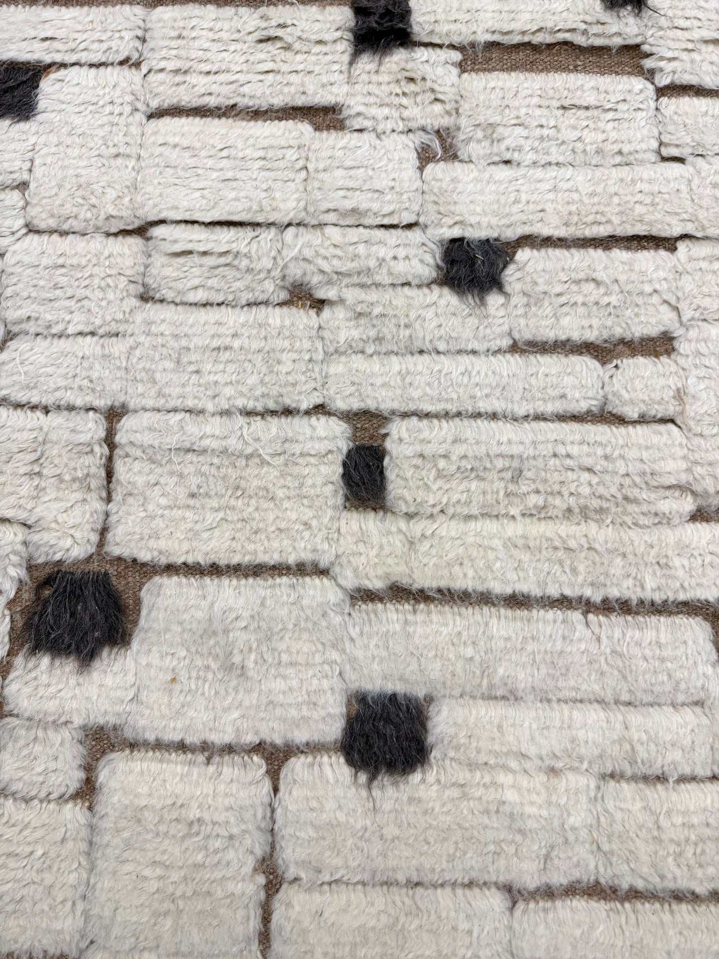 Avocet, Sandpiper Collection, Ivory Clay - close-up of weave texture and pile [#8]