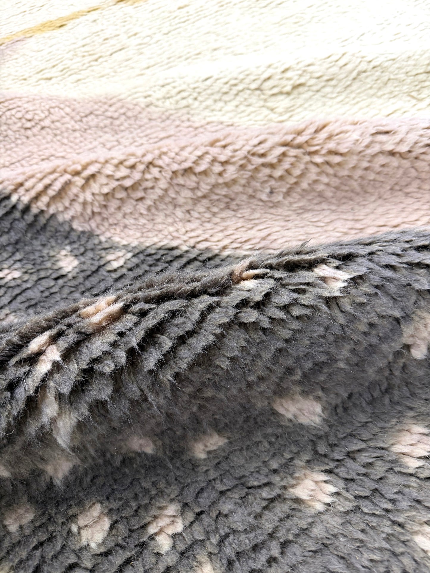 Anisah, Oasis Collection, Spring - overhead flat lay view