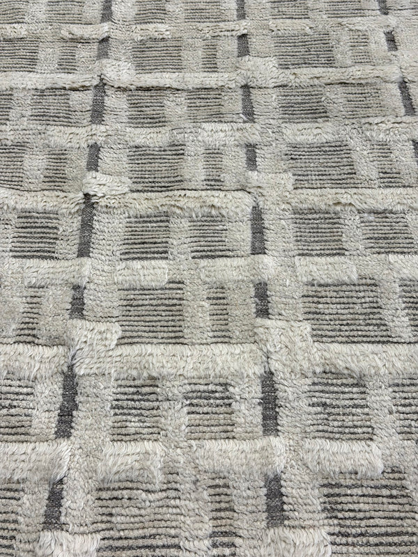 Bittern, Sandpiper Collection, Ivory Silver - close-up of weave texture and pile [#10]