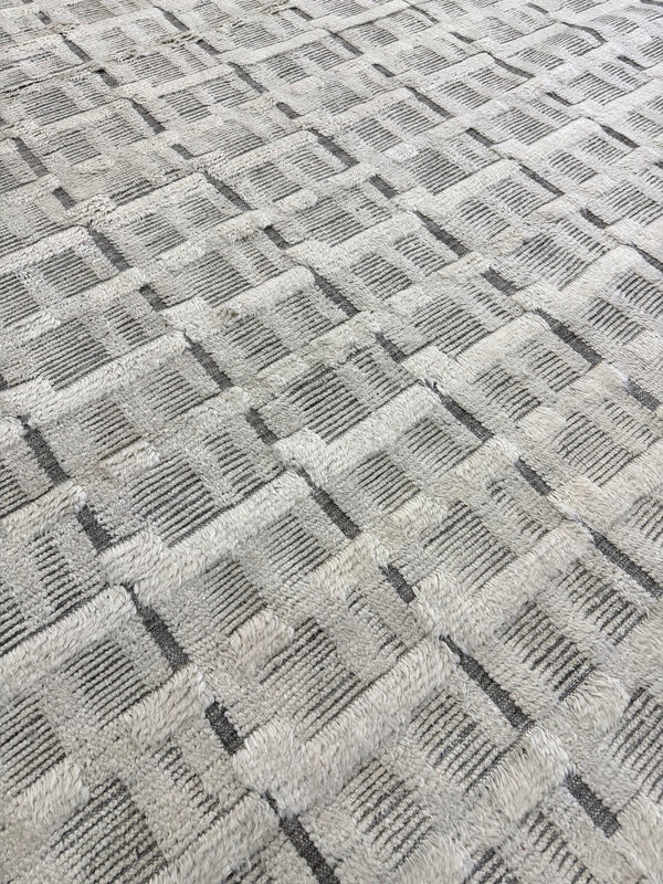 Bittern, Sandpiper Collection, Ivory Silver - close-up of weave texture and pile [#11]