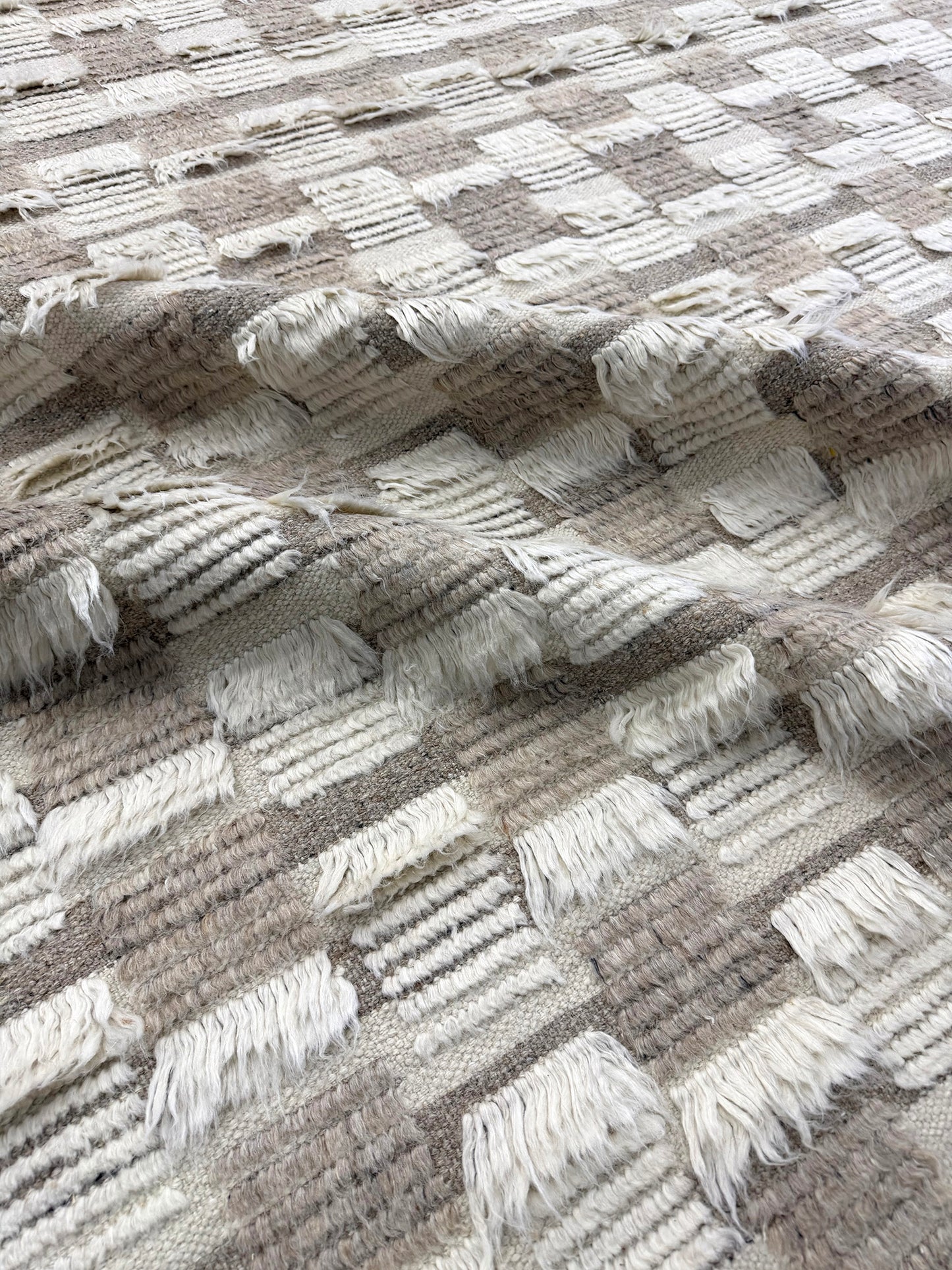 Amia, Sahara Collection, Ivory Neutral