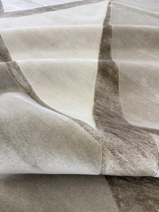 Catroux by Erinn V, Taupe