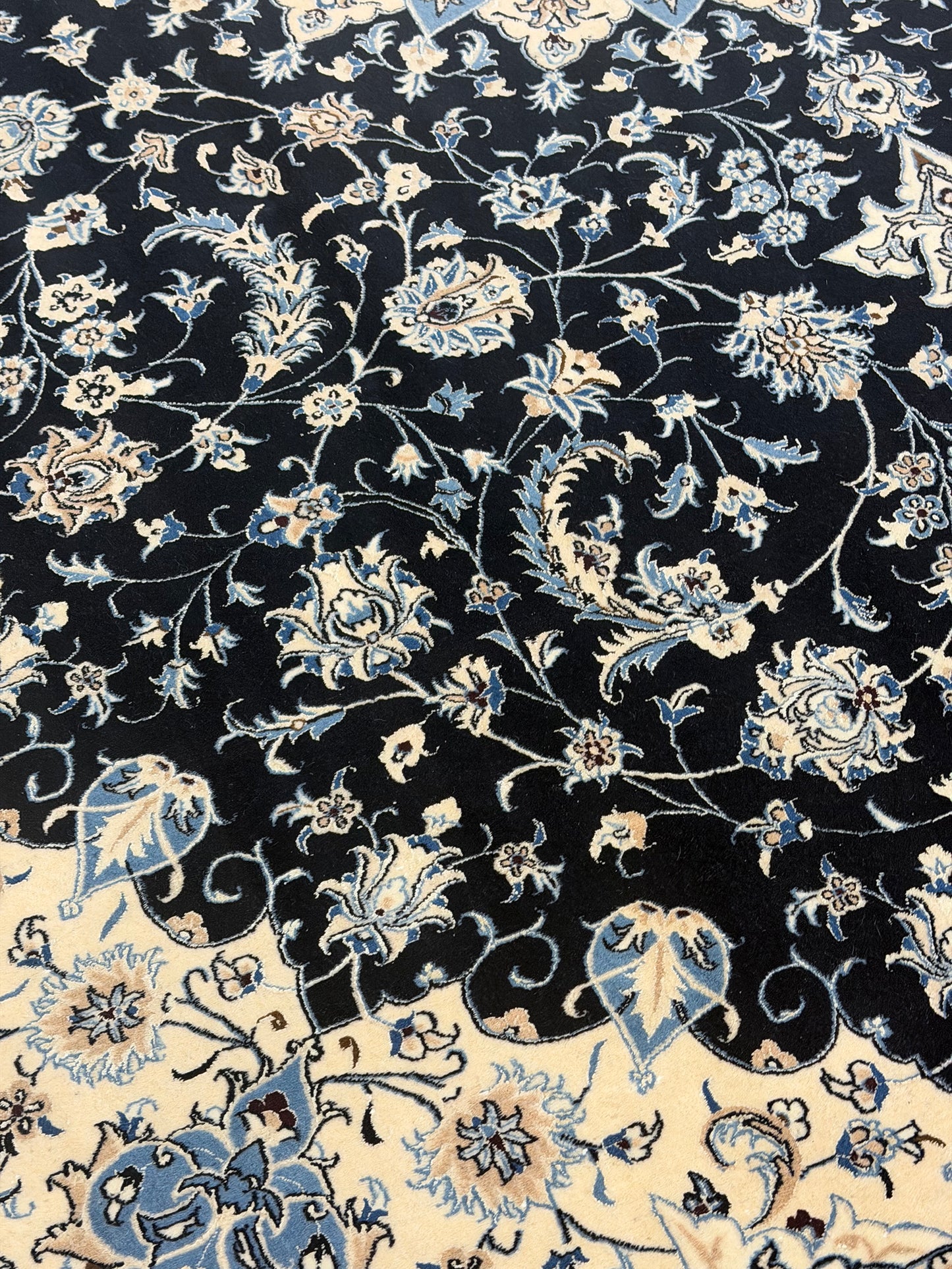 Ex-Fine Persian Nain 6 Ply