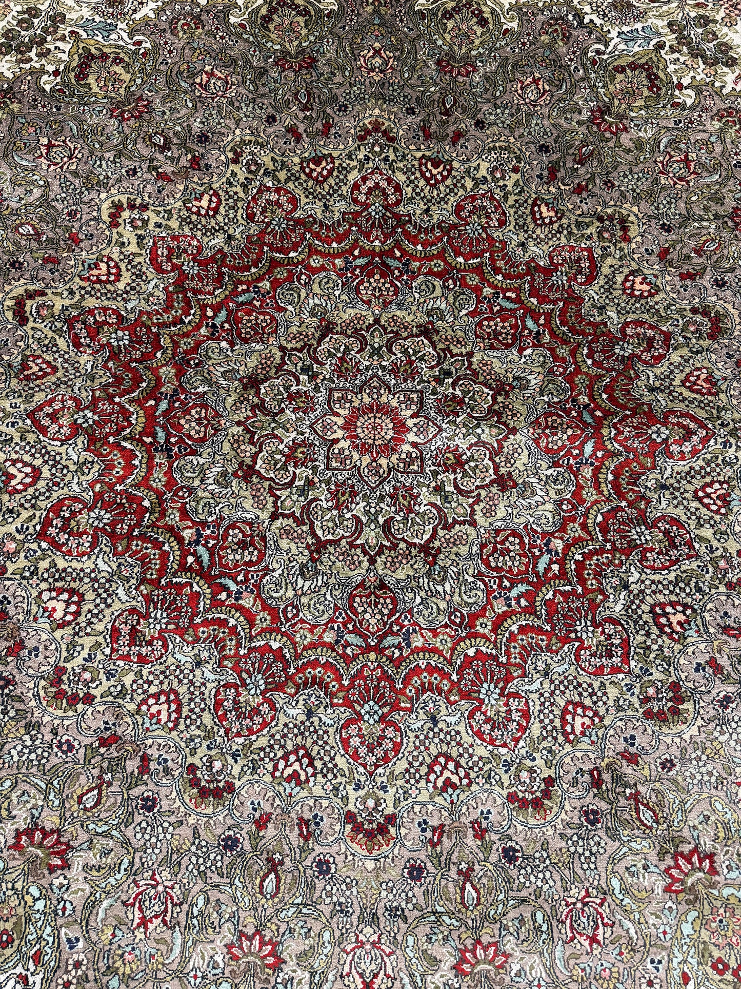 Pure Silk Chinese Hereke