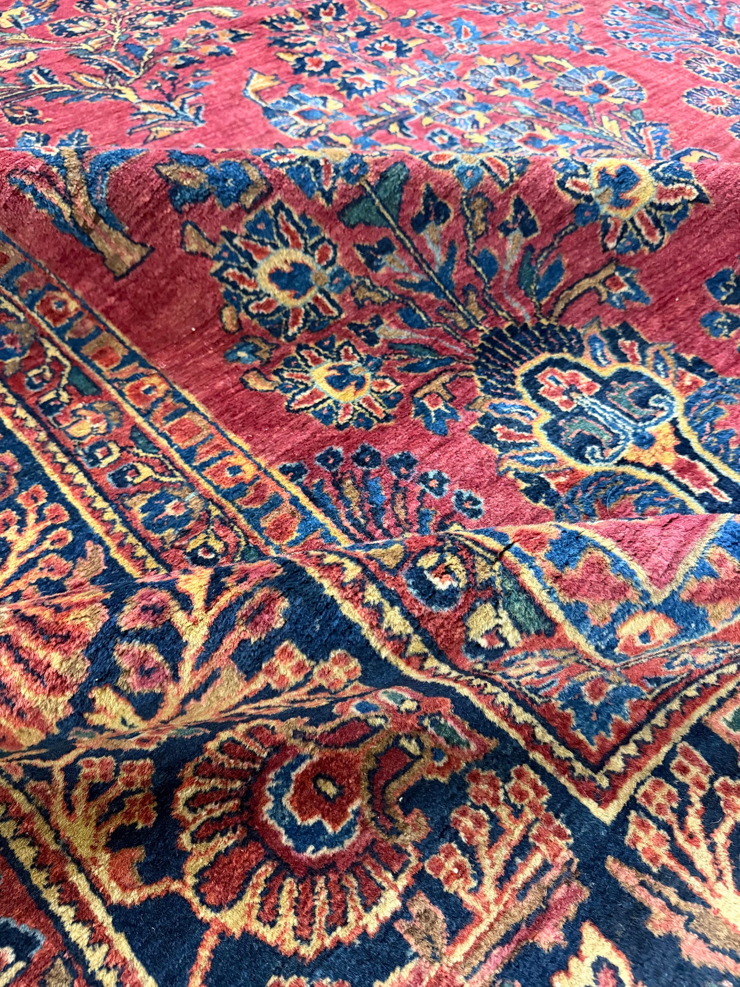 Antique Persian Sarouk