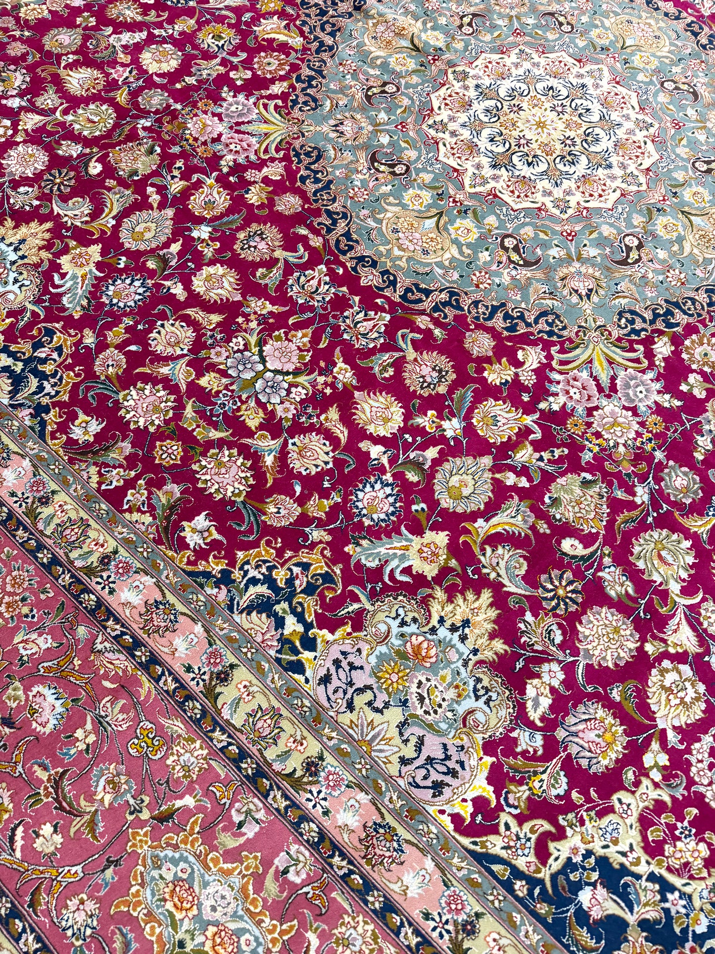 Fine Persian Tabriz Maralan