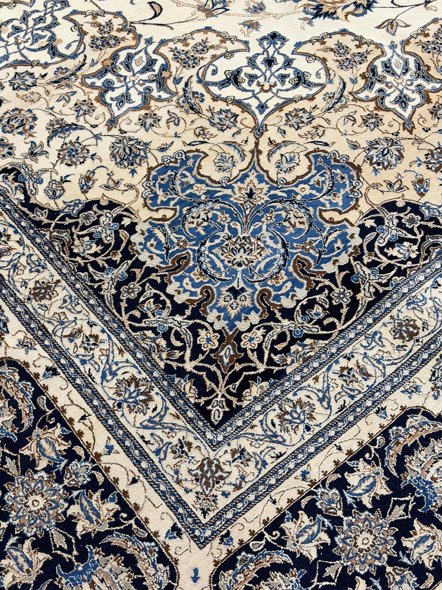Extra Fine Persian Naein 6 Ply