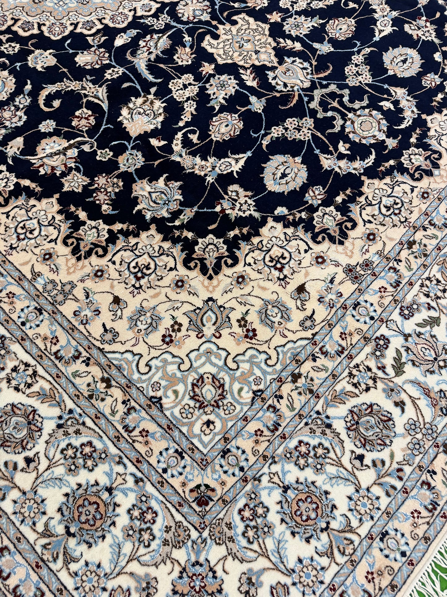 Vintage Ex-Fine Persian Nain