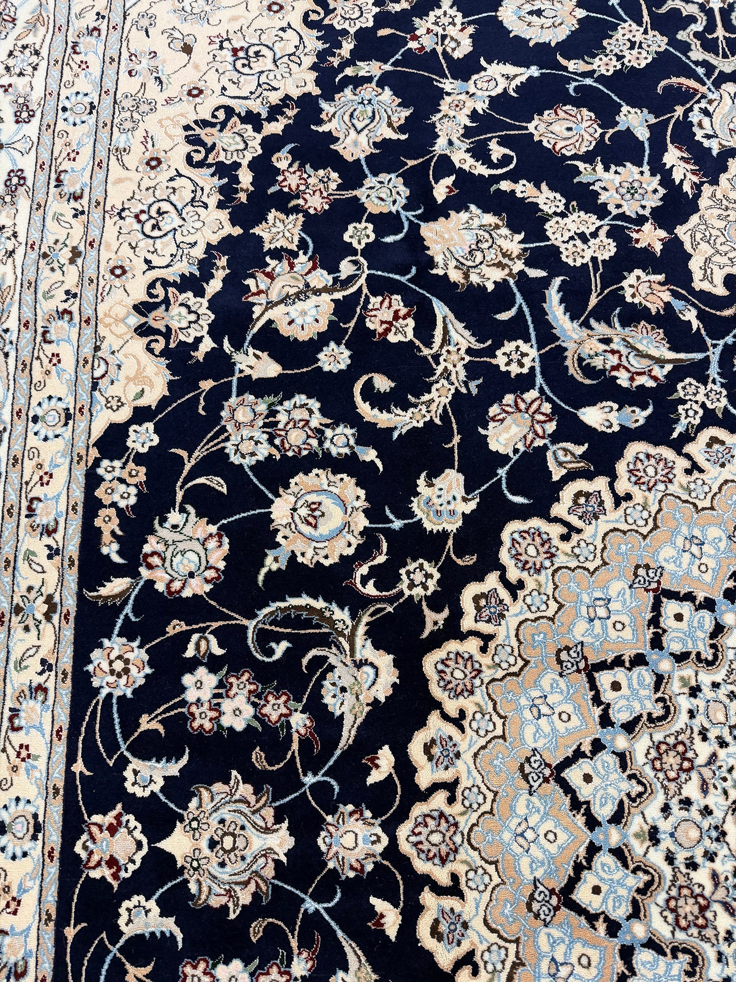 Vintage Ex-Fine Persian Nain