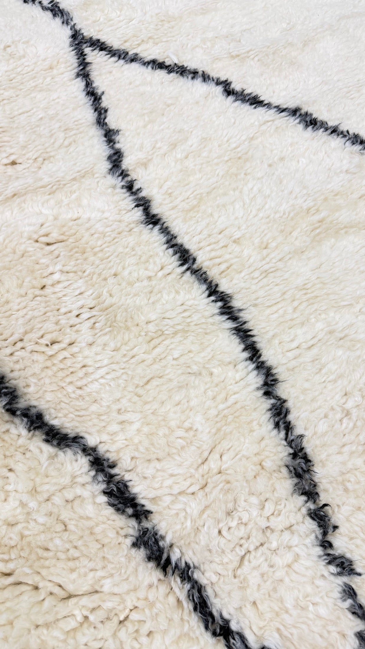 Bise Runner, Atlas Collection