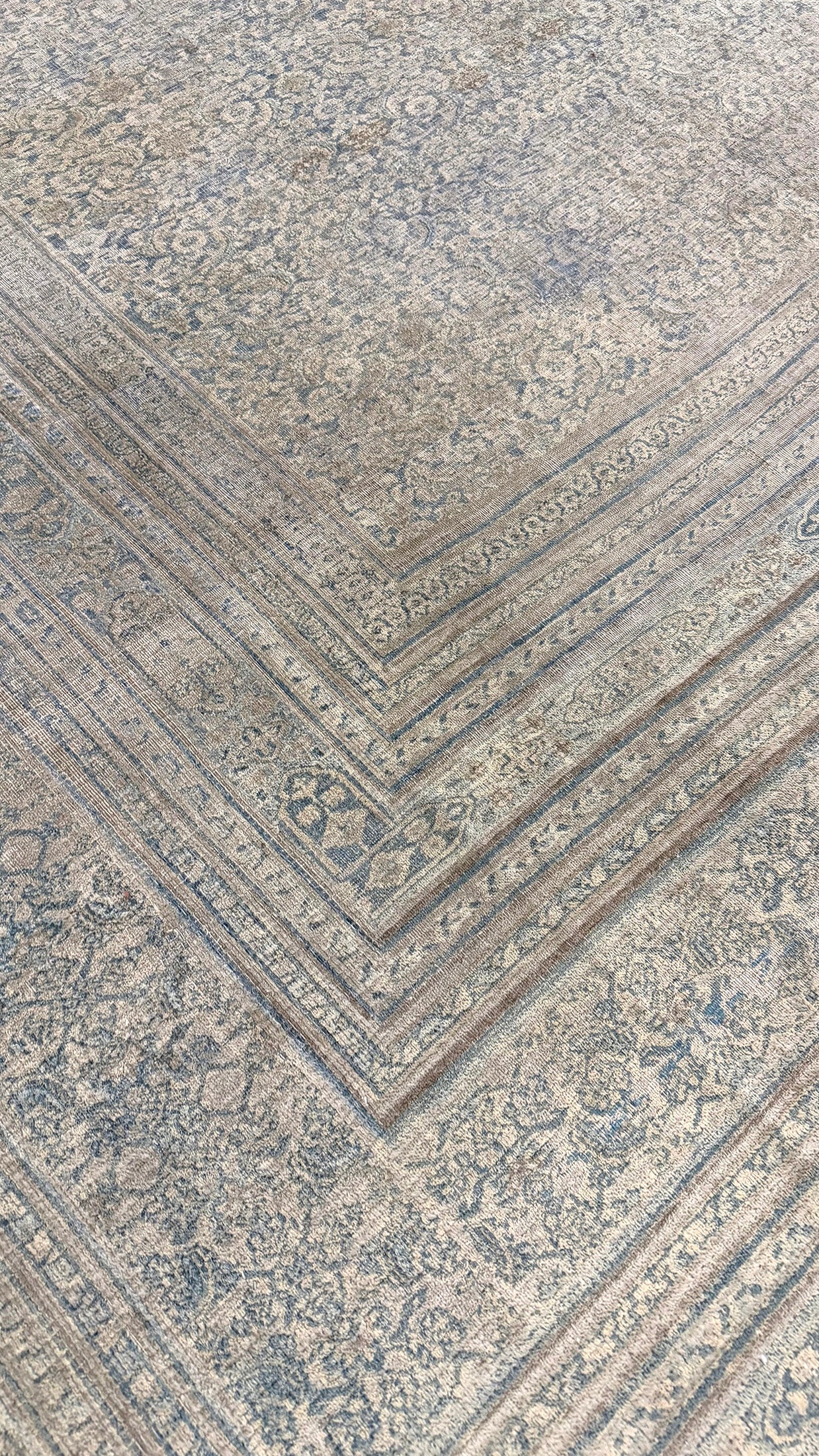 Antique Persian Doroksh