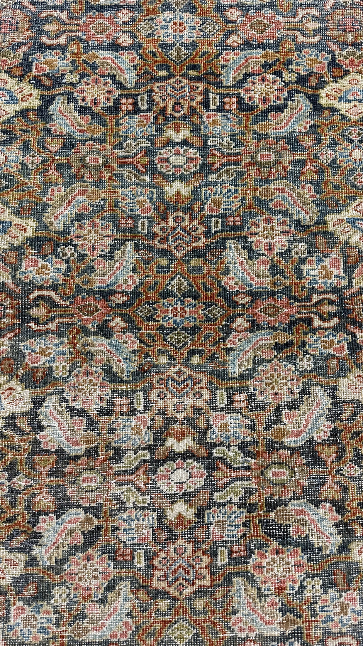 Antique Persian Sultanabad
