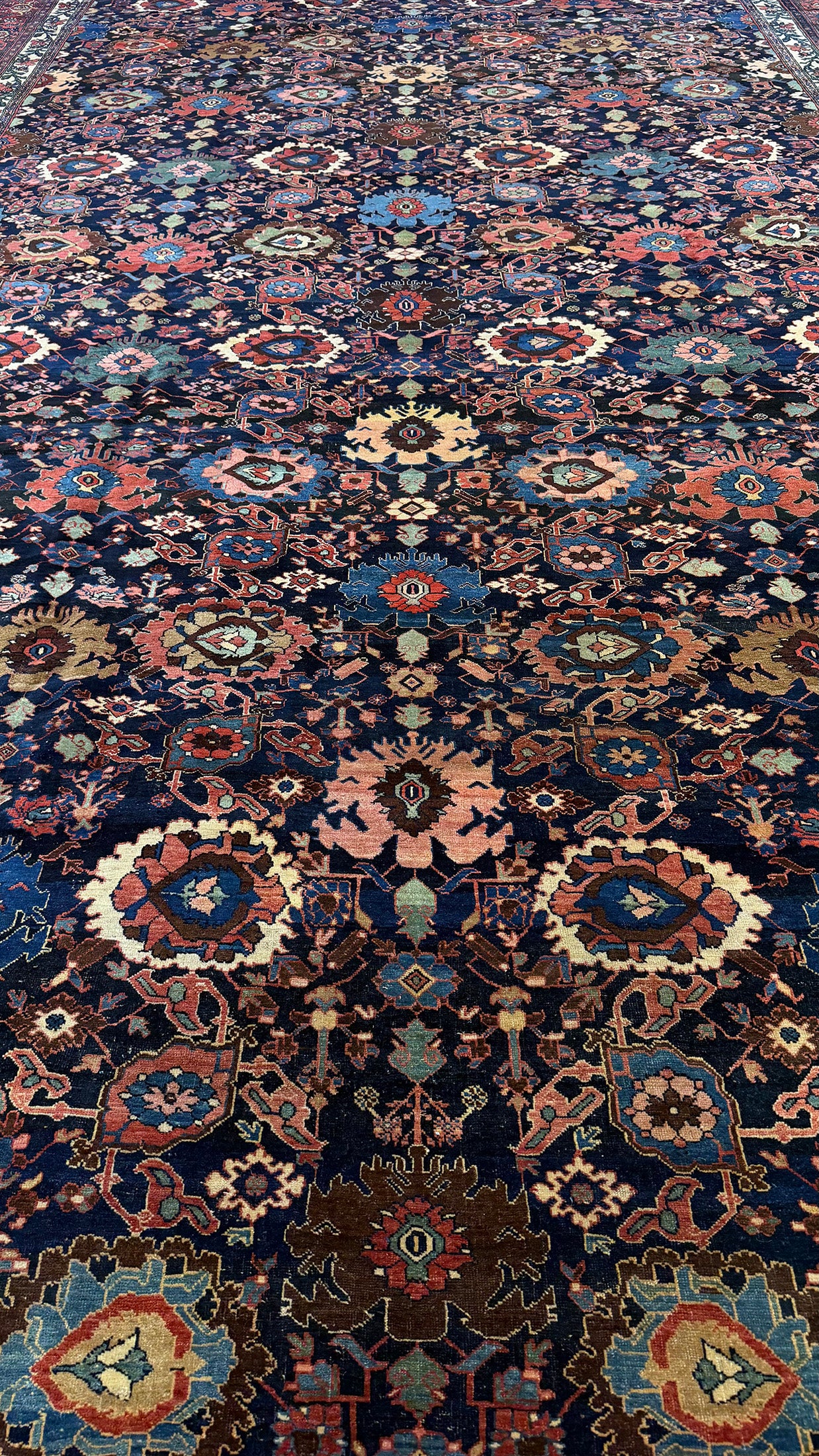Antique Persian Bidjar