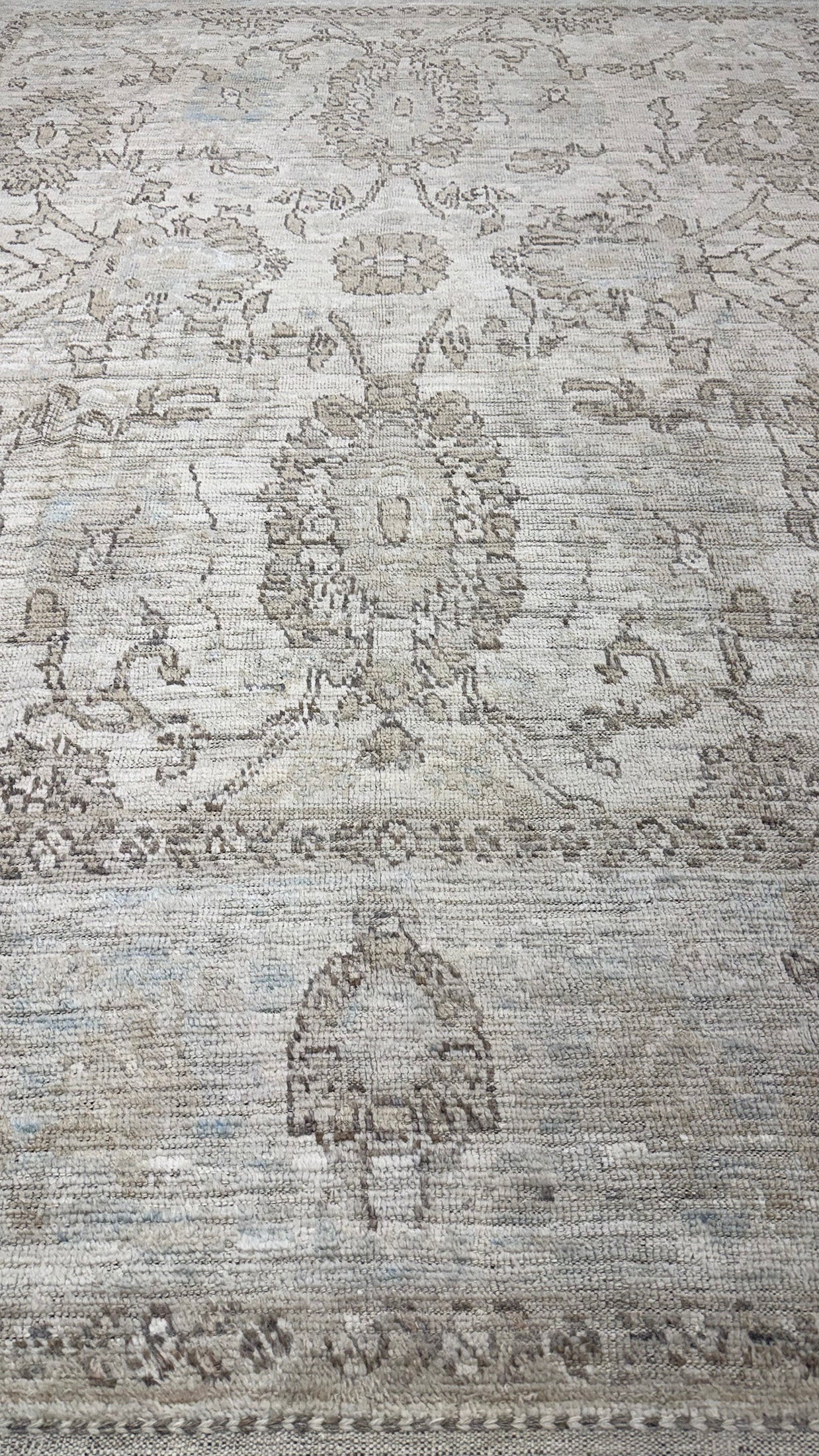 Afruz, Domicile Collection