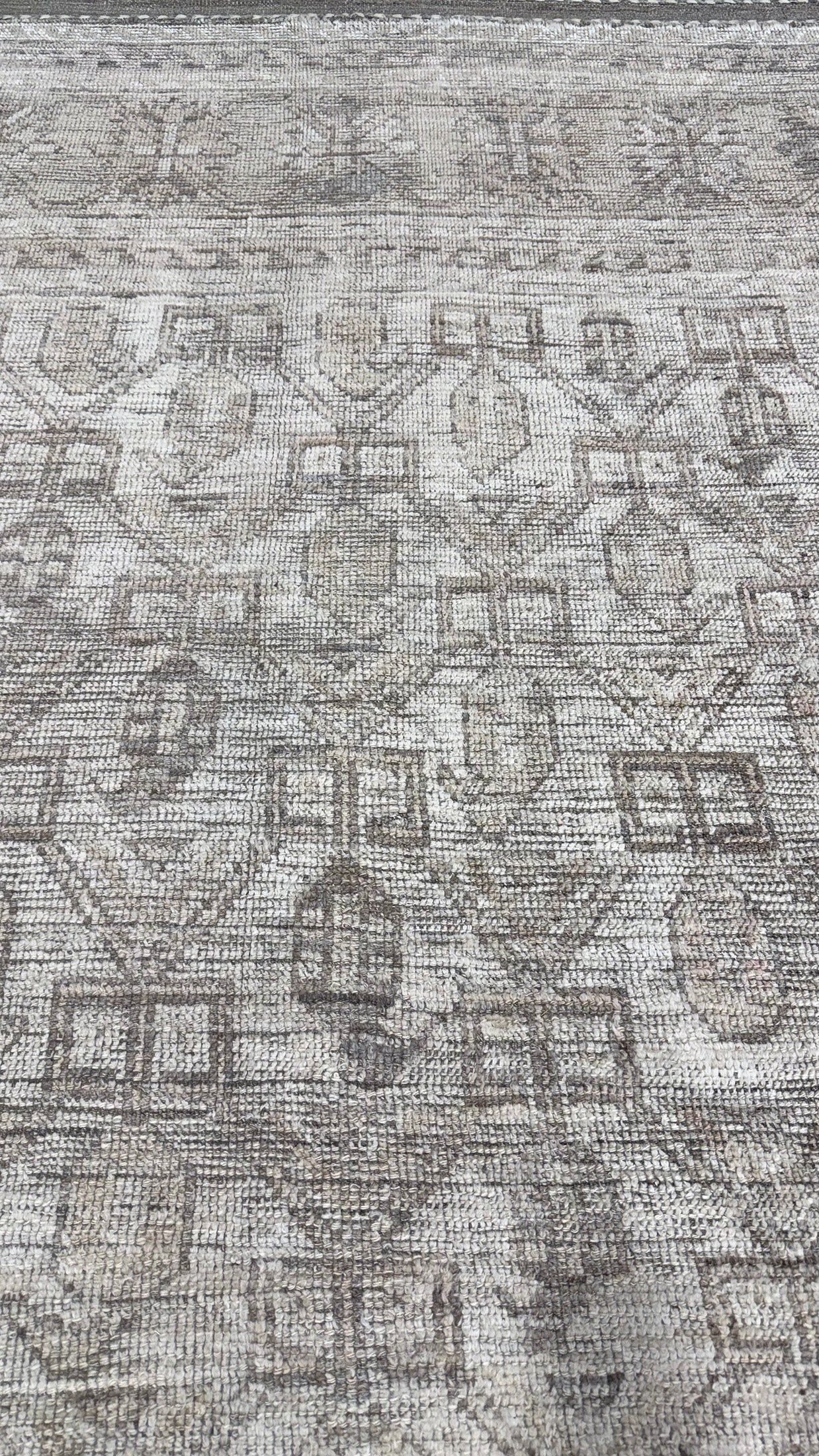 Malayer Seasons, Domicile Collection, Silver