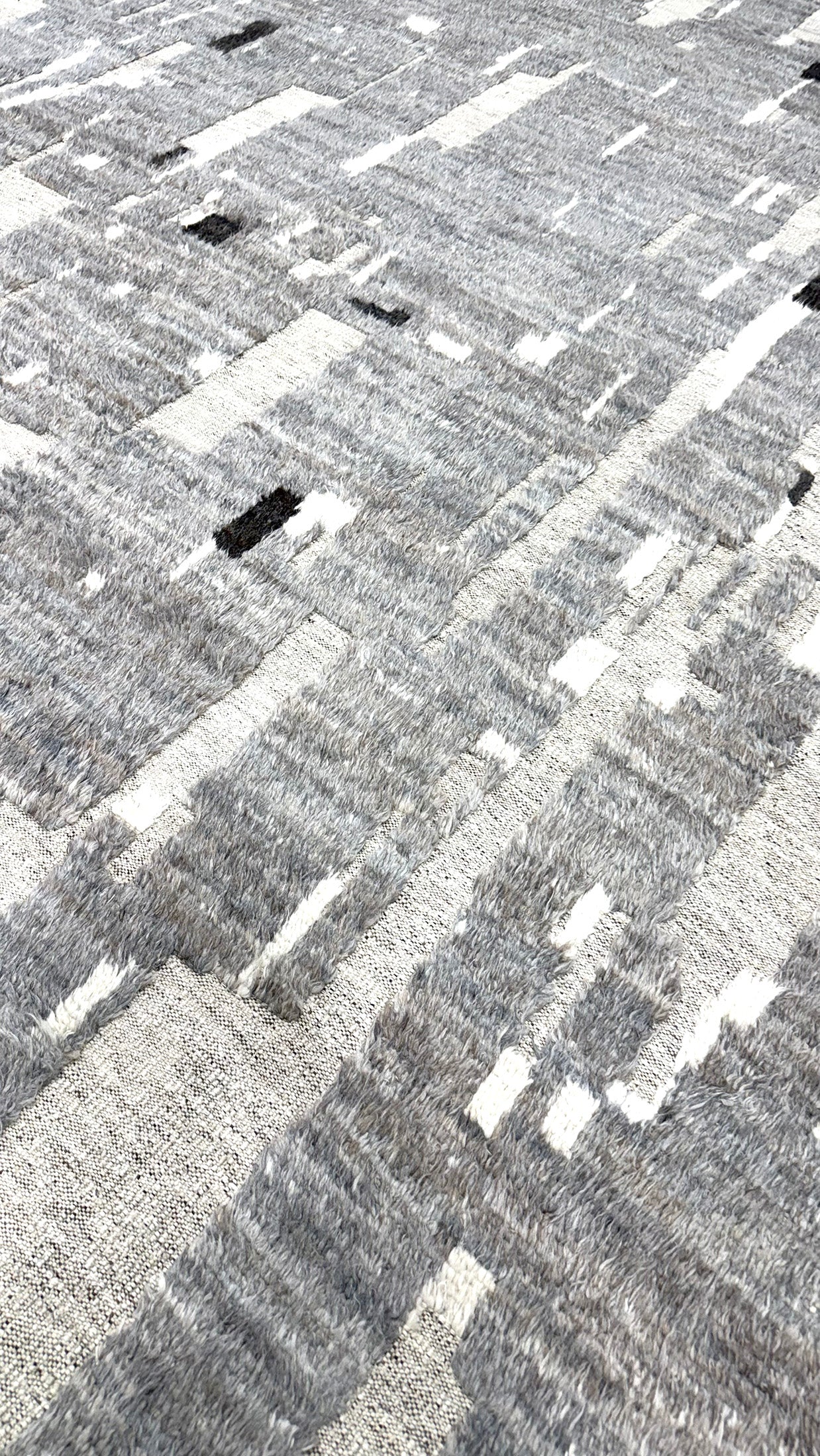 Ayrad, Atlas Collection, Silver