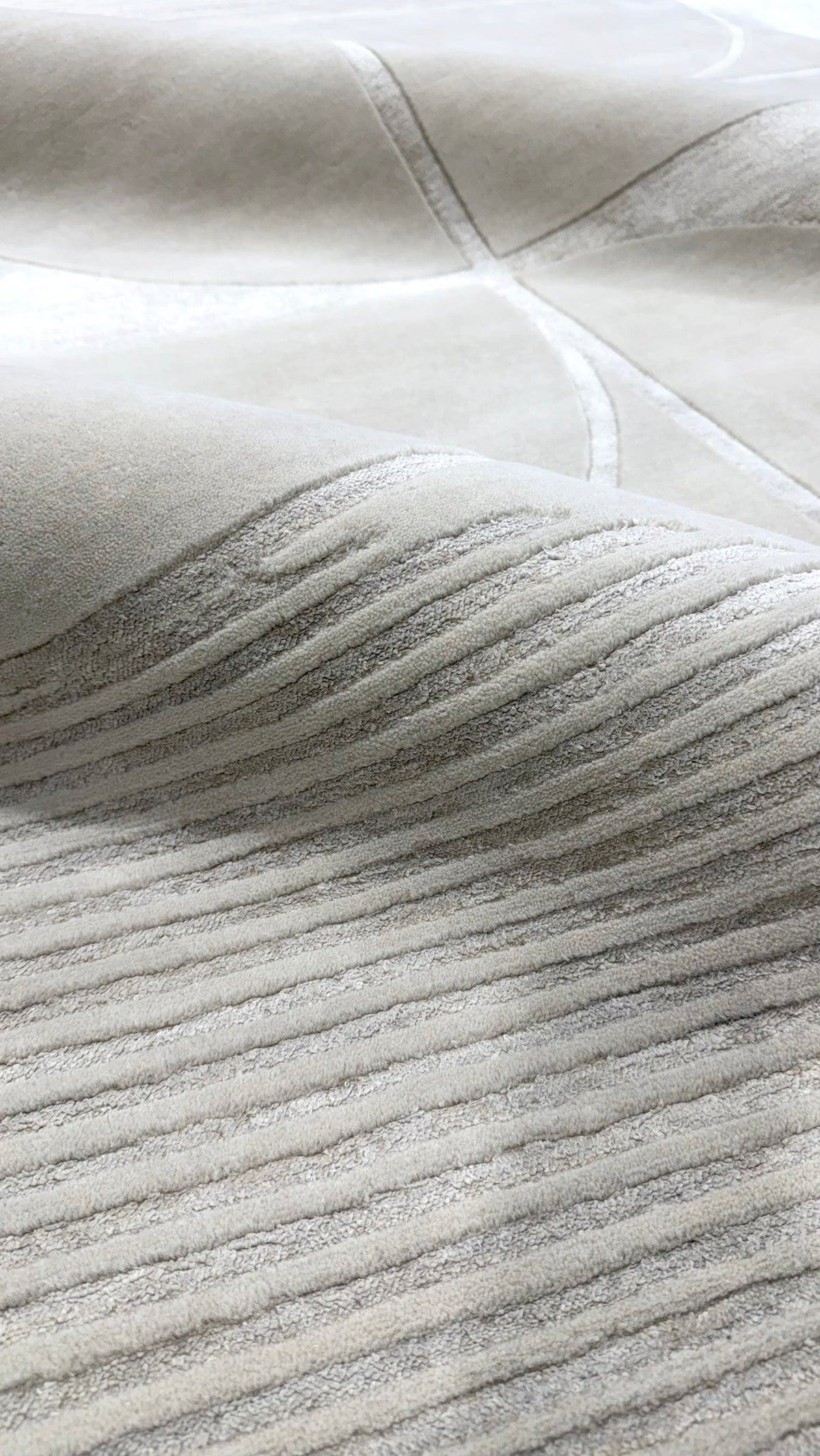 Triana, Design Rhymes, White Shell