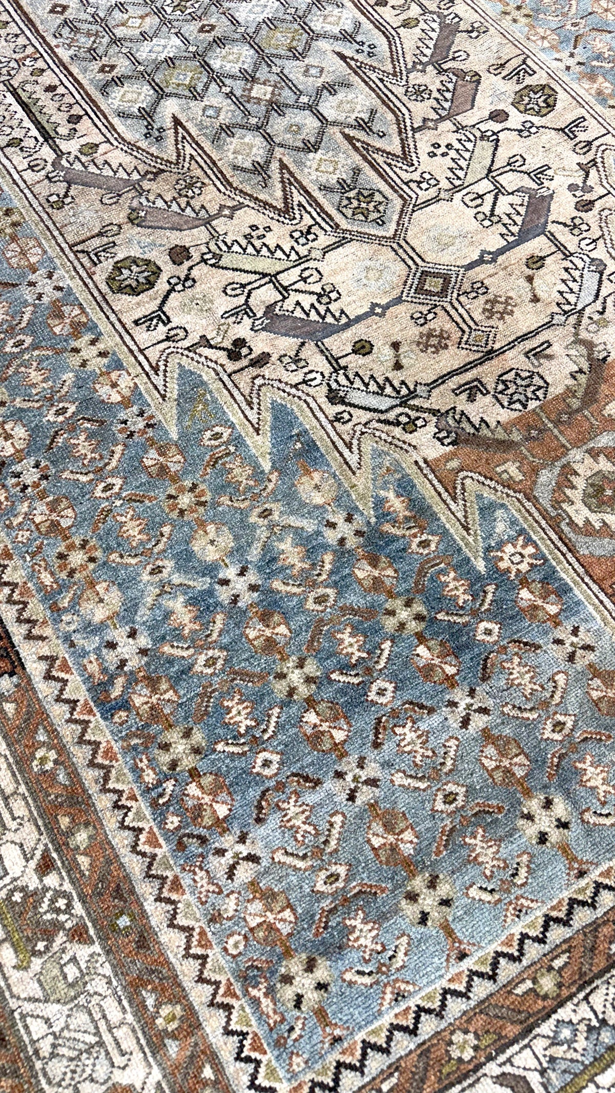 Antique Persian Bidjar