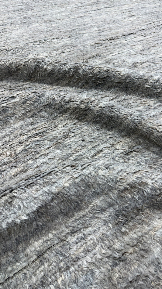Gregale, Haute Bohemian, Gray