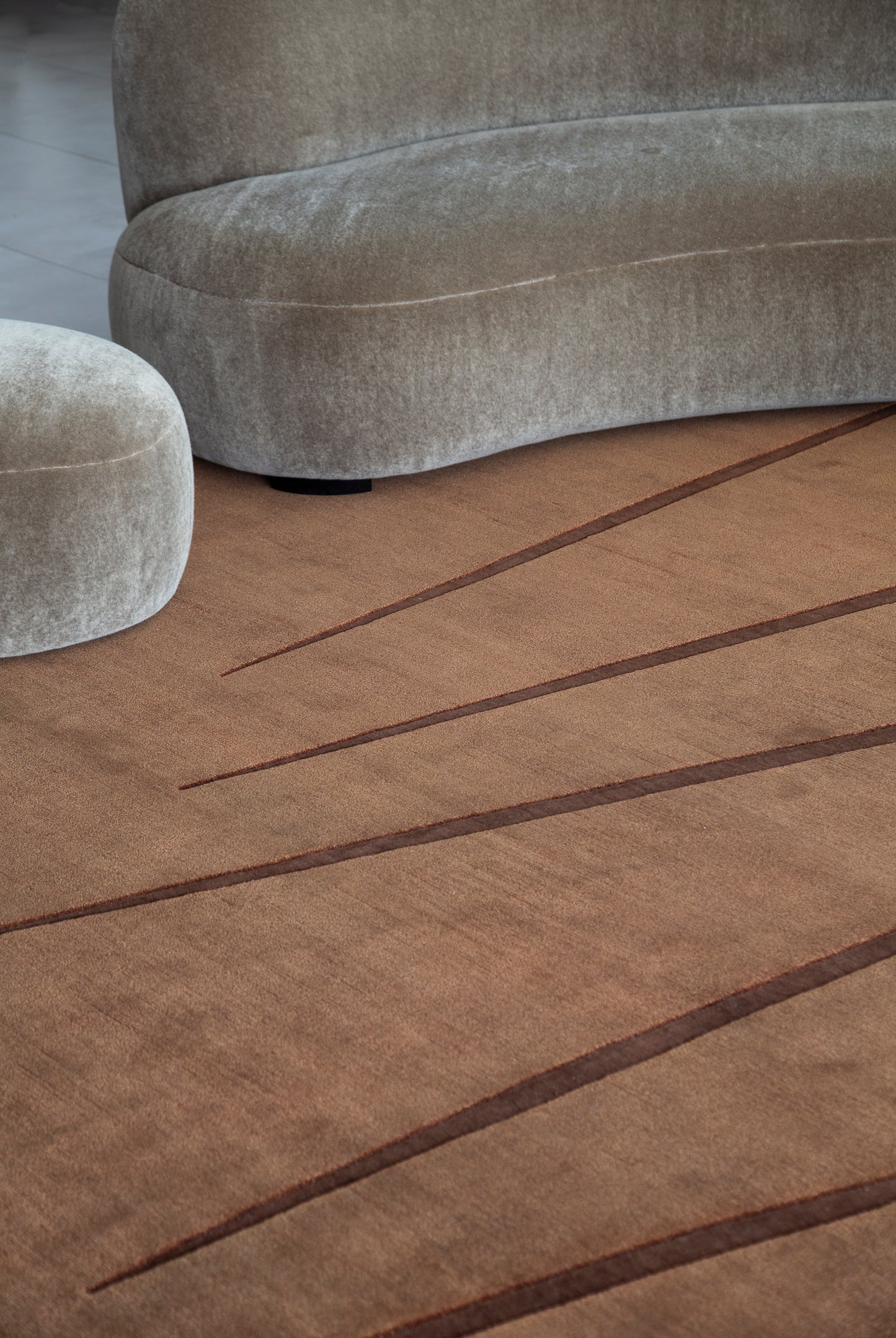 HÃ¤n.03 by Jenni Lauri, Cognac - styled in room setting