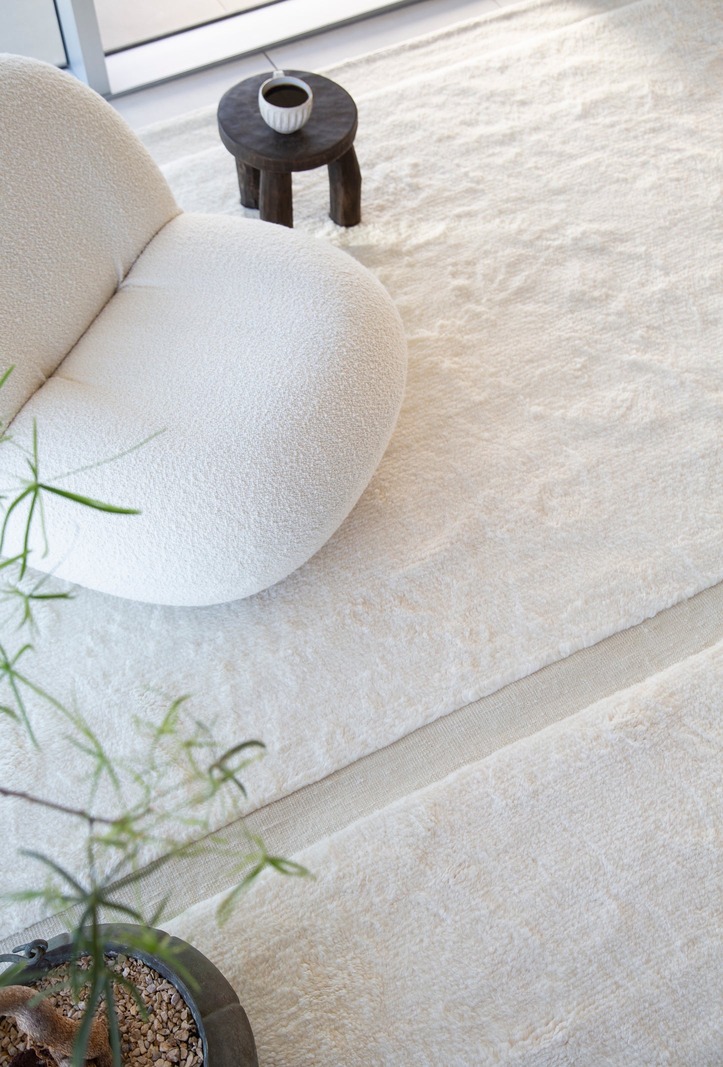 Lumi.01 by Jenni Lauri, White - detailed border and fringe