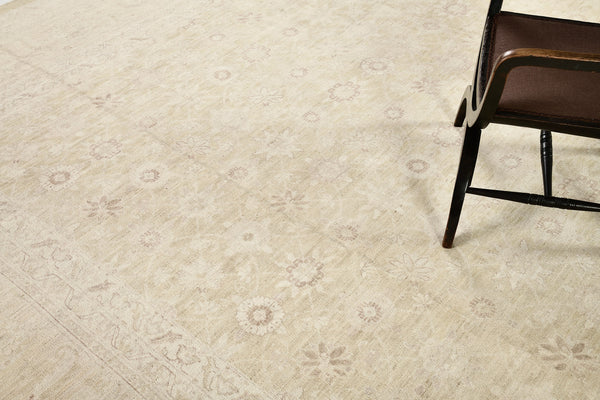 Vintage Style Farahan Design Rug Rapture Collection 10102 - detailed border and fringe